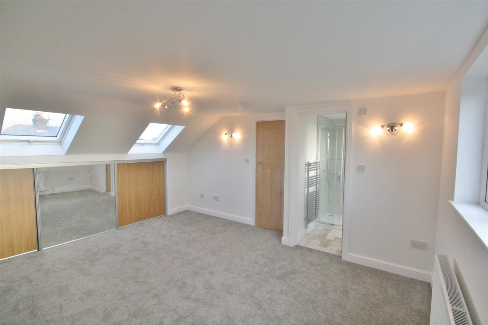 45 Victoria Road, Barry. Vale of Glamorgan. CF62 6PG